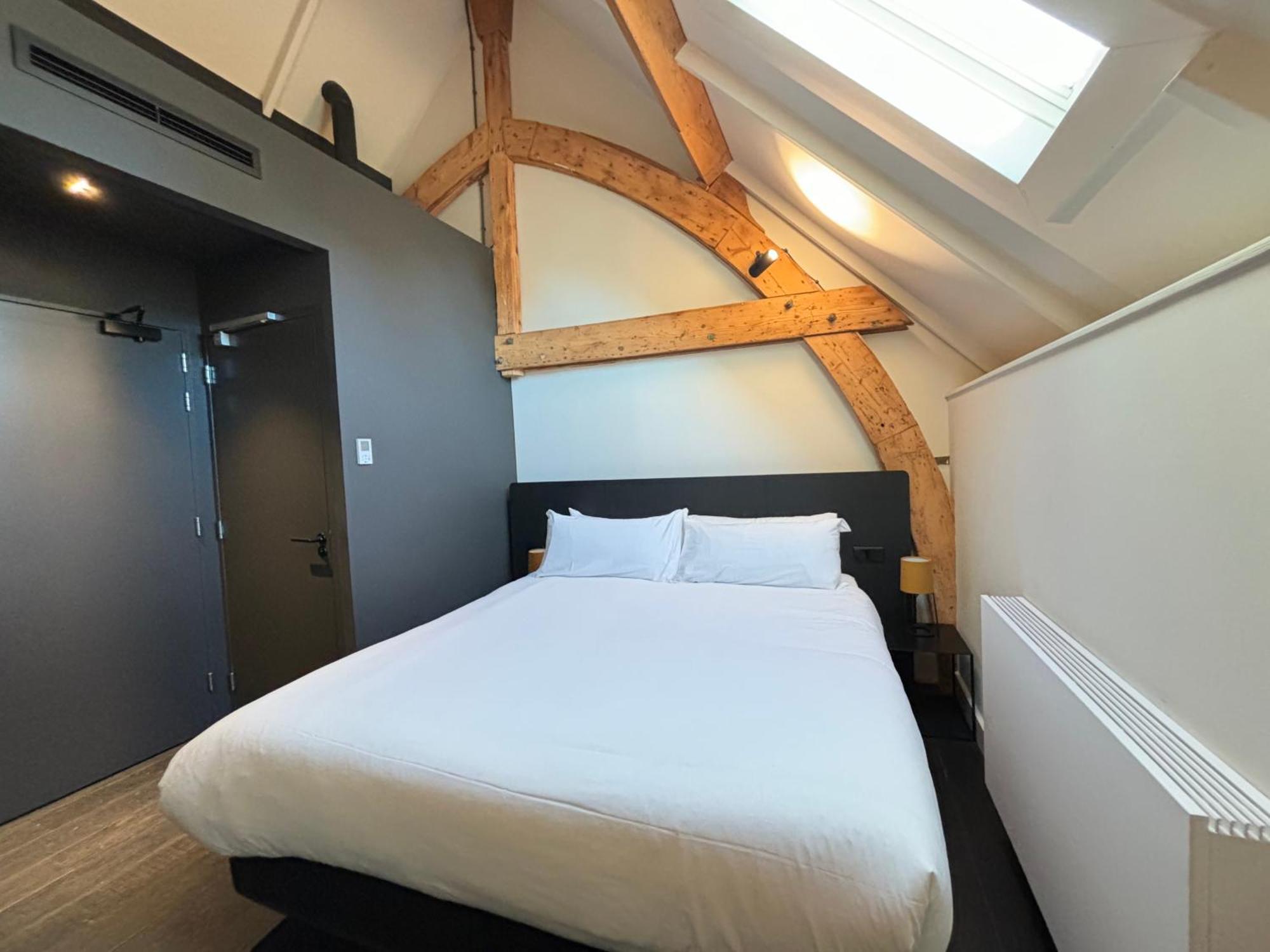 Kazerne Hotel - Member Of Design Hotels Eindhoven Ruang foto