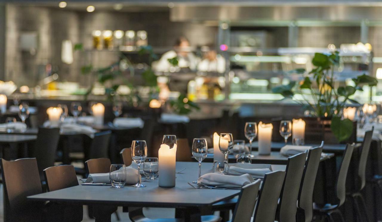 Kazerne Hotel - Member Of Design Hotels Eindhoven Bagian luar foto